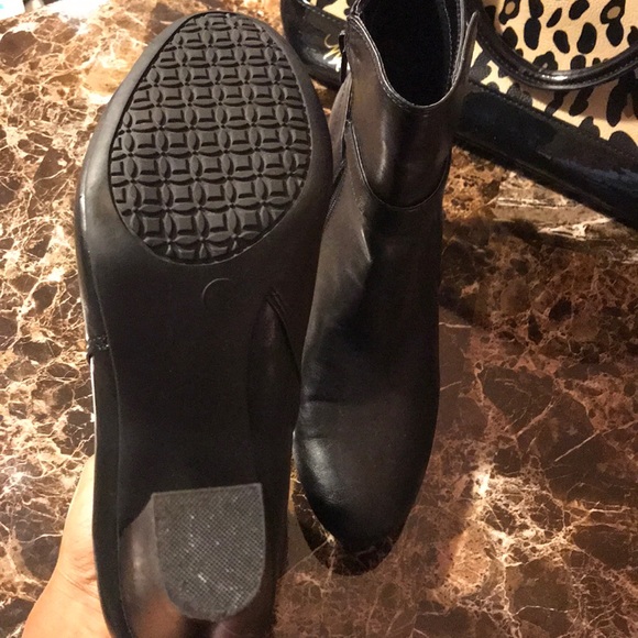 Merona Ankle Boots w/ Heel - Picture 4 of 4